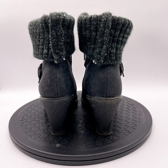 MUK LUKS WOMENS GEORGIA Knit Distressed Wedge BUCKLE STRAP ANKLE BOOTS Size 7 - Picture 3 of 11